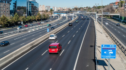 Radar de control de velocidad en la M30 de Madrid