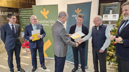 Acto de entrega del dinero recaudado