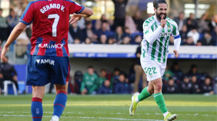 Isco celebrando el gol en Huesca900/Cordon Press