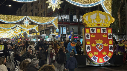 Los Reyes Magos llenan de ilusión las calles de Murcia