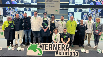 Foto de Familia del concurso del cachopo Ternera Asturiana 2024