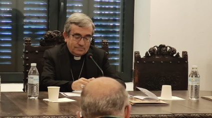 Monseñor Luis Argüello atiende a COPE Cáceres