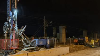 Vecinos de Palencia se movilizan contra los trabajos nocturnos de Lantania en el Camino Viejo de Husillos