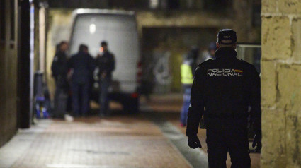 MIRANDA DE EBRO (BURGOS), 16/01/2025.- Un amplio operativo de Policía Nacional busca desde primera hora de este jueves en una iglesia evangélica de Miranda de Ebro (Burgos) los restos de Marisa Villaquirán, desaparecida el 7 de diciembre de 2004, tras hallarse nuevos indicios que llevan a sospechar que podrían encontrarse en el interior del recinto religioso. EFE/David Pérez-Cejuela