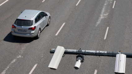 Cámaras de tráfico en la entrada de la ciudad de Málaga, Andalucía