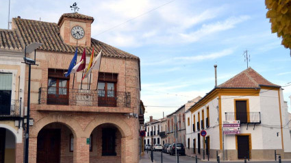 Un pueblo de Ciudad Real se levanta contra la instalación de una planta de biometano: "Consulta popular"