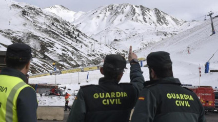 Guardia Civil en Astún