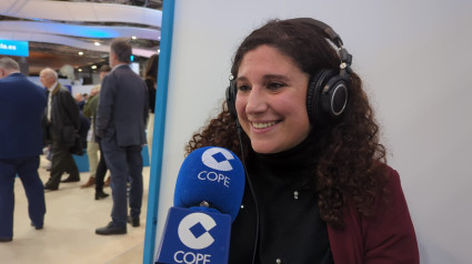 Sofía López Briones, concejal de Talento joven de Murcia, en el set de COPE