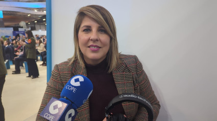 Noelia Arroyo, en el set de COPE en FITUR