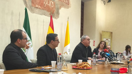 Encuentro del Arzobispo con los medios de comunicación