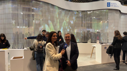 Paula Pájaro entrevista a Luis Menor en Fitur