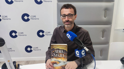 Ibón Martín presenta en COPE Navarra su libro "Alma Negra"