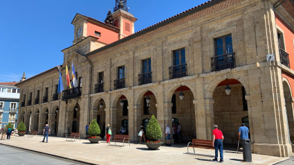 Una imagen del Ayuntamiento de Avilés