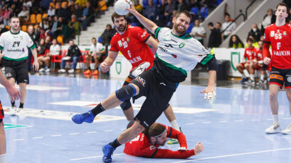 Antonio Bazan con la camiseta de Anaitasuna