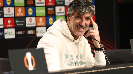 Imanol Alguacil comparece en sala de prensa antes del Real Sociedad Vs. PAOK