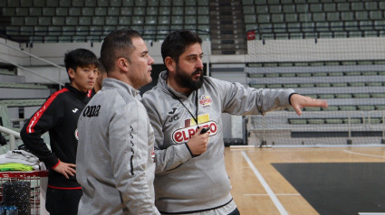 Josan González y Vinicius en la sesión de entrenamiento