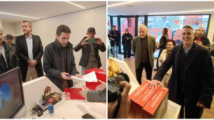 Pedro Casares y Pablo Zuloaga presentado los avales necesarios en la sede del PSOE