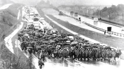 Salida de la 'Marcha del Hierro', el 9 de octubre de 1992, desde Oviedo