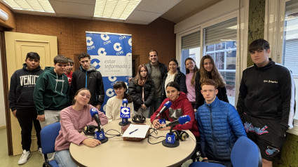 Los alumnos de 3º de la ESO del IES Julio Rodríguez de Motril nos visitan