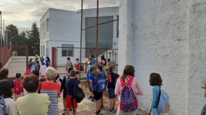 Las familias de la Comunitat Valenciana decidirán si sus hijos estudian línea en valenciano o en castellano