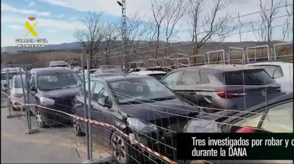 Tres investigados por robar y vender por piezas en Granada coches dañados en la dana