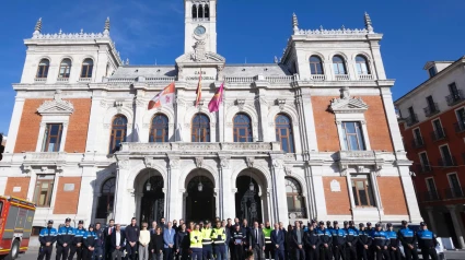 Dos policías de Valladolid cuentan en Mediodía COPE su experiencia tras su paso por Valencia