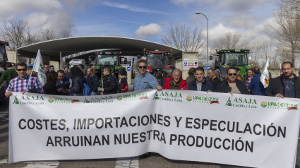 Protesta ante la planta de Bioetanol de Babilafuente