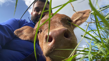 Jesús seguirá trabajando en la granja de su padre