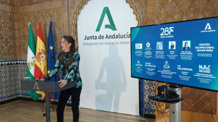 Delegada de la Junta en Almería, Aránzazu Martín.