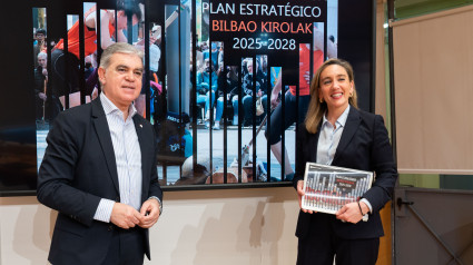 Itxaso Erroteta, concejal de deportes de Bilboa, en la presentación del plan estratégico de BIlbao Kirolak