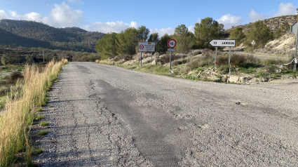 Estado del firme en la carretera de La Parroquia