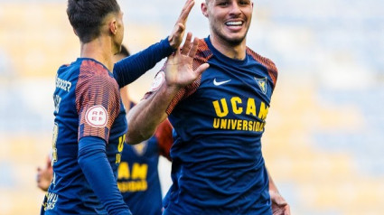 Rubén del Campo anotó dos goles para UCAM CF