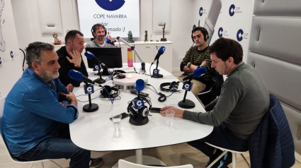 Javier Salvador, Javier Iborra, Julio González, Eduardo Canalejo y Asier Zabaleta analizan el partido