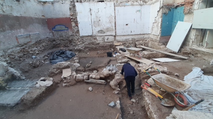 Excavación arqueológica en un solar del casco histórico de Lorca