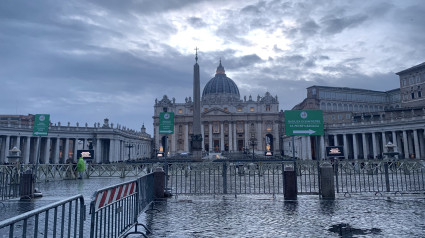 La plaza de San Pedro de El Vaticano