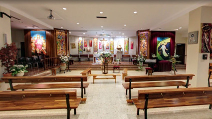 Interior de la Parroquia de Nuestra Señora de Covadonga, Oviedo