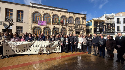 Minuto de silencio en Martos