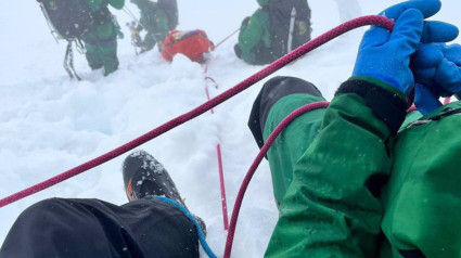 Rescate de un escalador por el GREIM