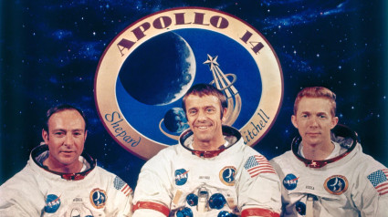 La viuda del astronauta Edgar Mitchell publica unas memorias en las que recupera aspectos enigmáticos sobre las declaraciones que hacía su marido sobre los ovnis