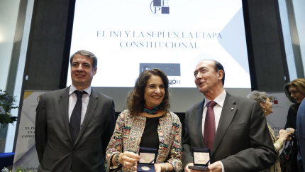 Quién es Vicente Fernández: expresidente de la SEPI, exnúmero 2 de María  Jesús Montero y que trabajó en Servinabar entre 2021 y 2023