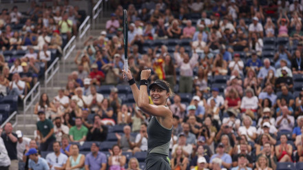 Paula Badosa celebra su triunfo en octavos de final del US Open.