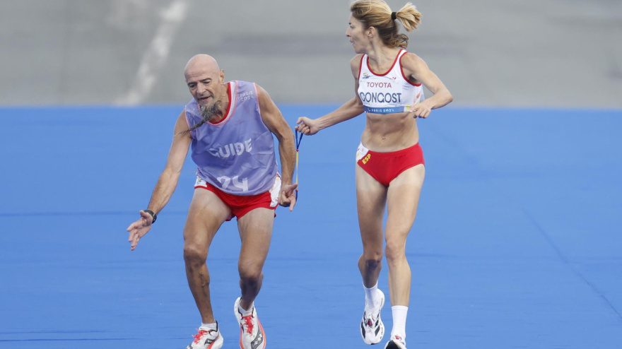 Elena Congost y Mia Carol