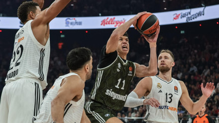 Munich (Germany), 03/10/2024.- Vladimir Lucic of Bayern in action during the EuroLeague Basketball match between Bayern Munich and Real Madrid, in Munich, Germany, 03 October 2024. (Baloncesto, Euroliga, Alemania) EFE/EPA/LEONHARD SIMON