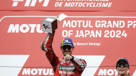 Pecco Bagnaia sumó en Japón su cuarto doblete de la temporada.