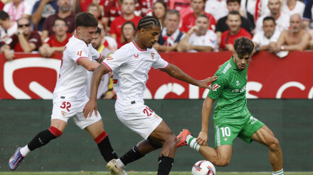 Sevilla - Betis, en el Sánchez Pizjuán (EFE)