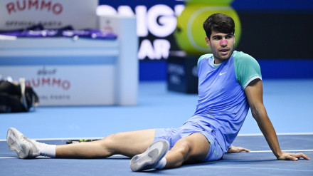 Carlos Alcaraz después de perder un punto en el Torneo de Maestros