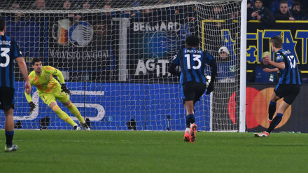 De Ketelaere marca el primer gol del Atalanta
