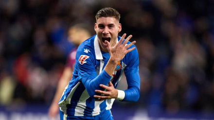 Roberto celebra el 2-1 del Espanyol contra el Valladolid.
