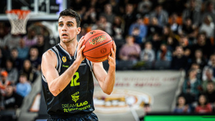 Carlos Alocén vuelve a sufrir una rotura de cruzado tres años después de la anterior.