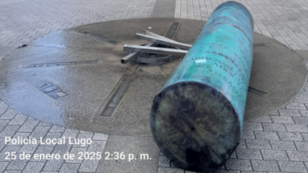 El Miliario romano que recuerda la importancia de Lugo como "epicentro" de las carreteras del Noroeste peninsular fue derribado por un coche